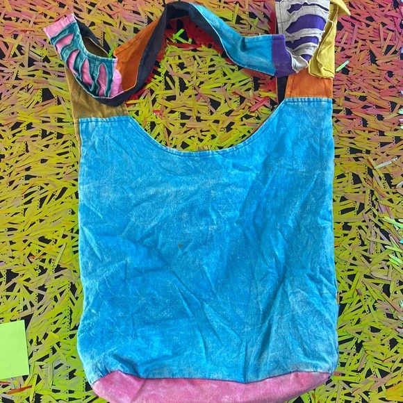 Peace sign & Flowers long shoulder bag - Picture 4 of 16